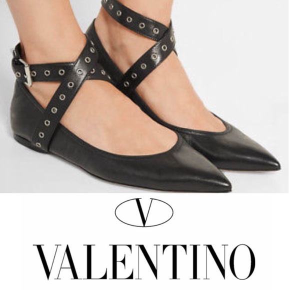 Valentino Shoes - 🎉 FLASH SALE Valentino Love Latch Leather Flats